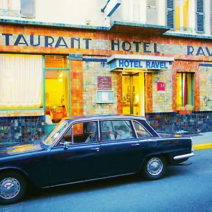 2* Hotel The Old Ravel Centre